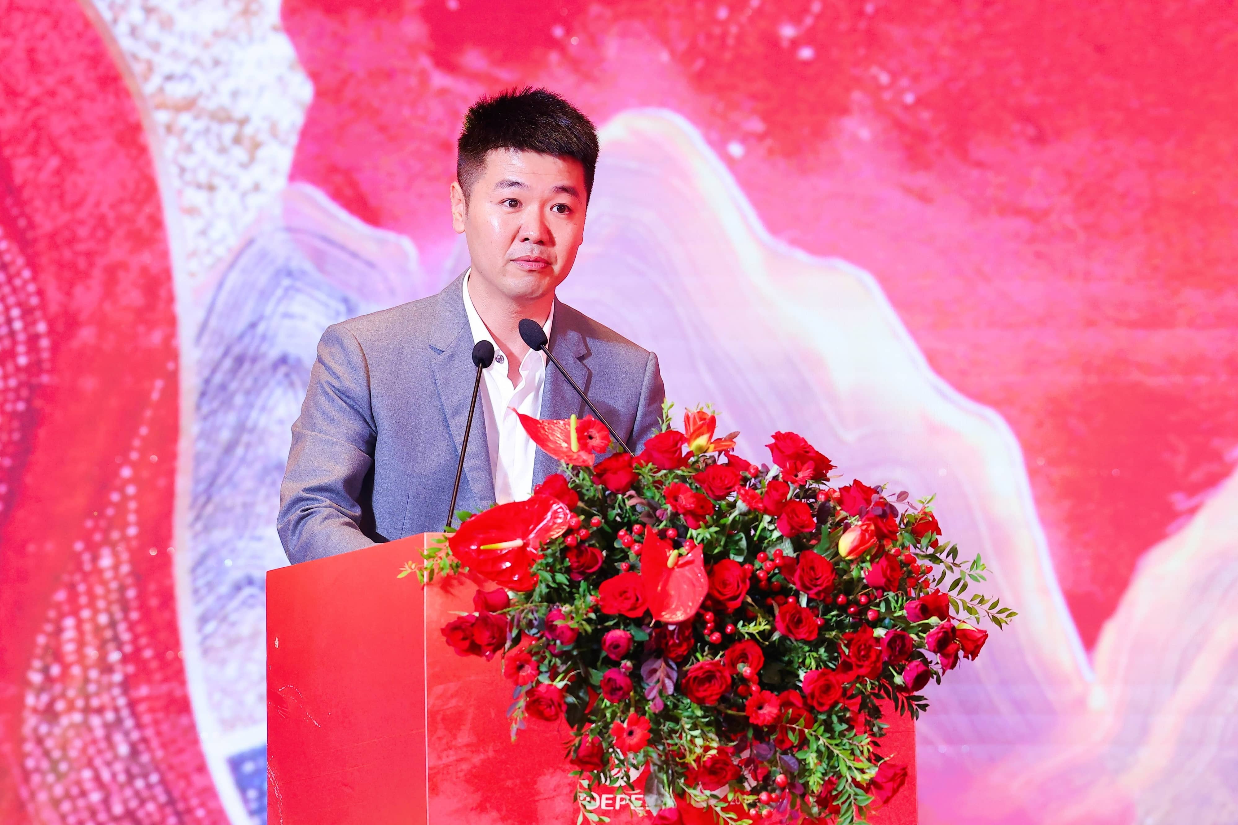 1786588181588239.jpg 潘总(1).JPG